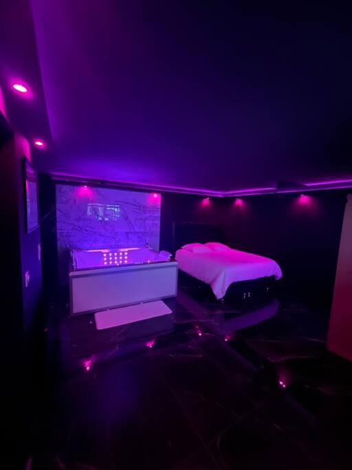 La Suite Prestige Jacuzzi,Sauna,Netflix,Disney Amiens Extérieur photo