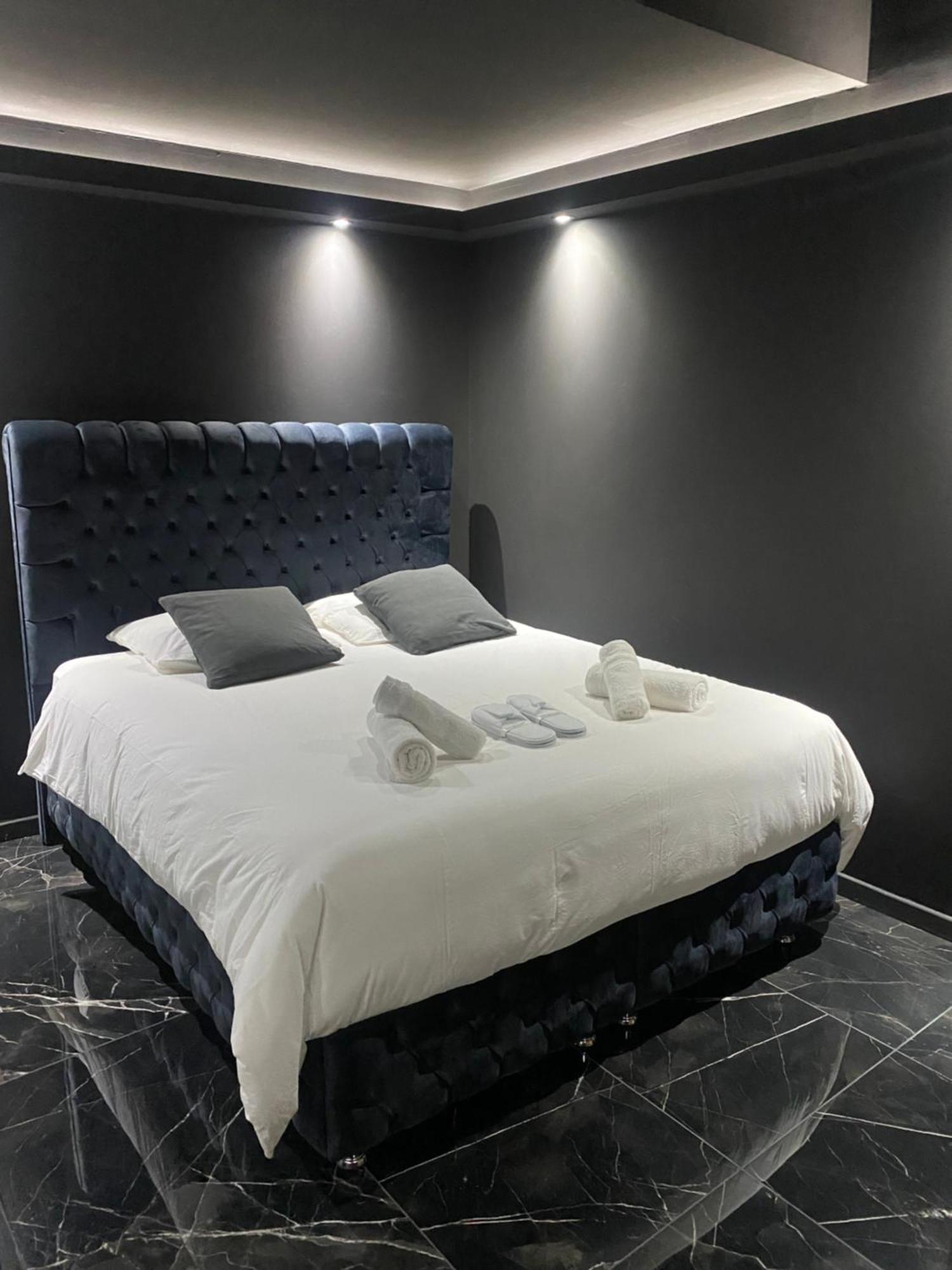 La Suite Prestige Jacuzzi,Sauna,Netflix,Disney Amiens Extérieur photo